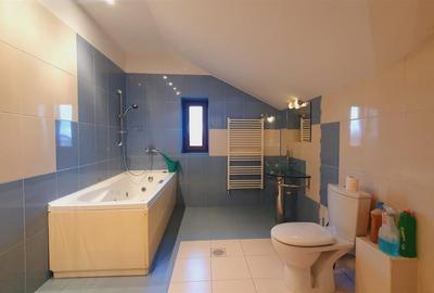 Casă individuală cu 7 camere cu Canalizare în Dobroești - 14