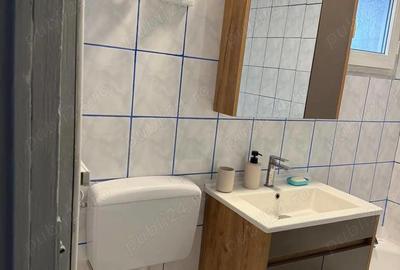 Apartament cu 3 camere semidecomandat în Berceni - 2