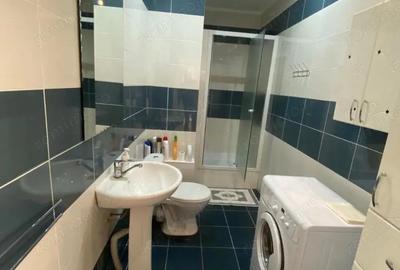 Apartament cu 2 camere decomandat în Drumul Taberei