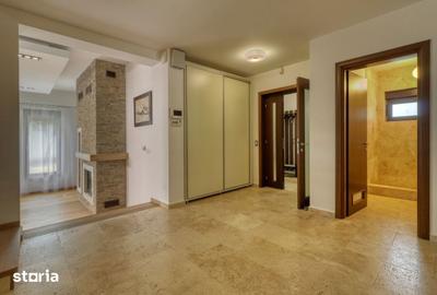 Casă cu 7 camere cu Teren 1012 Mp în Brănești - 3