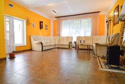 Casă individuală cu 6 camere cu Canalizare în Iris