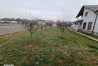 Casă cu 3 camere cu Teren 700 Mp în Recea - 3