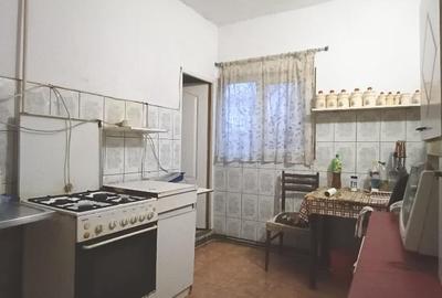 Casă individuală cu 4 camere cu Canalizare în Pantelimon - 14