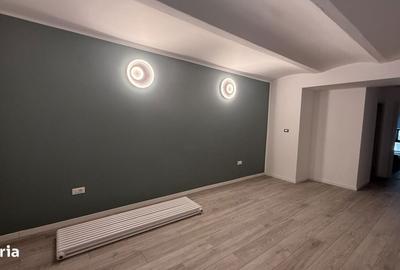 Apartament cu 3 camere decomandat în Exterior Vest - 4