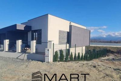 Casă cu 4 camere cu Teren 500 Mp în Central - 5