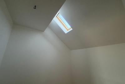 Duplex cu 4 camere, Gata de mutat. Comision 0 - 14
