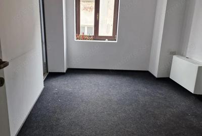 Zona Centrul Isoric Etaj 1 supr 140mp cu intrare separata din strada - 5