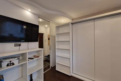 Apartament semidecomandat în Central - 3