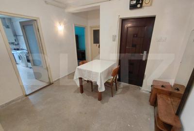 Apartament cu 4 camere decomandat în Central