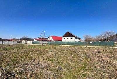 Teren de 778 mp, în Lunca