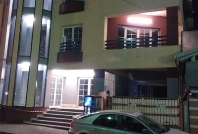 Spațiu comercial, de 510 mp, în Central - 5