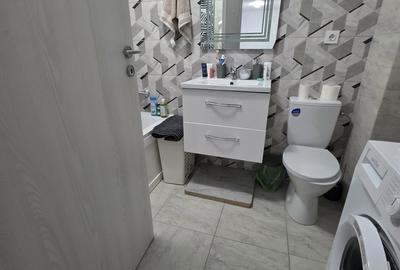 Apartament cu 2 camere decomandat în Metalurgiei - 14
