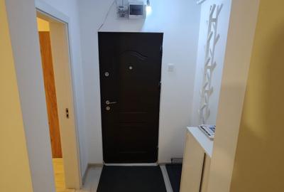Apartament cu 3 camere semidecomandat în Podu Roș - 8
