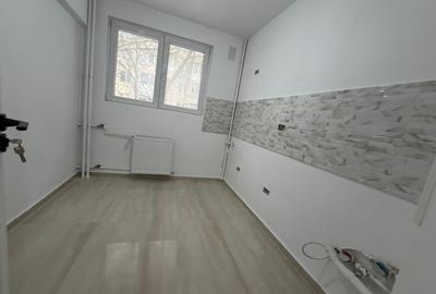 Apartament cu 3 camere semidecomandat în Titan - 2