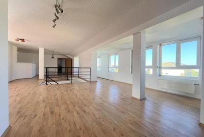 Apartament deosebit de vanzare mansarda spa?ioasa - 1