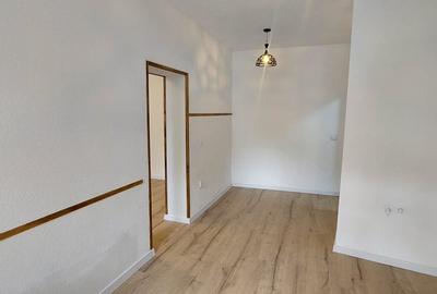 Studio modern  34mp utili, la curte , spre vanzare  Central - 5