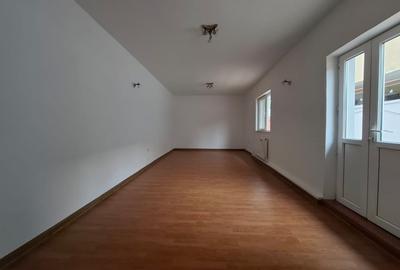 CASA 3 CAMERE  |  TROCADERO  |  COICIU - 3