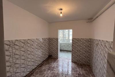 Apartament cu 2 camere decomandat în Micro 12 - 8