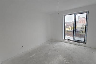 Duplex cu 6 camere cu Canalizare în Feleacu - 6