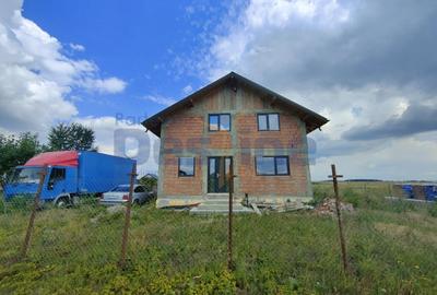 Comision 0% Casa 4 camere 194 mp La Rosu+teren 670mp-Proselnici - 1