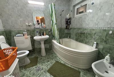 Casă cu 3 camere cu Teren 336 Mp în Central - 2