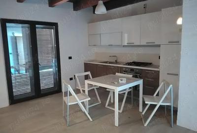 Casă cu 6 camere cu Teren 644 Mp în Băneasa - 14