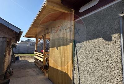 Casă cu 3 camere cu Teren 277 Mp în Crevedia - 9