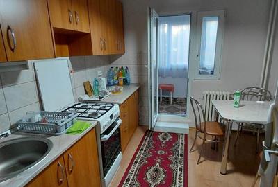 Apartament cu 3 camere decomandat în Roit - 4