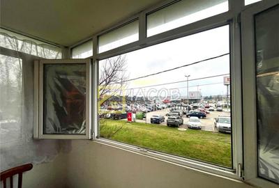 Apartament 3 camere decomandate, etaj 1, str. Narciselor 15, - 2