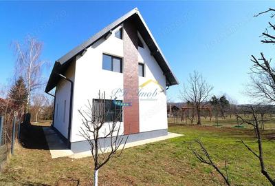 Casă cu Teren 442 Mp în Brebu - 6