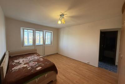 Apartament cu 2 camere semidecomandat în Mircea cel Bătrân - 1