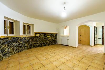 Proprietate Vândută Apartament la casă tip duplex pe Strada 9 Mai - 9
