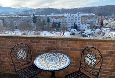 Apartament cu 2 camere decomandat în Piața Centrală - 7