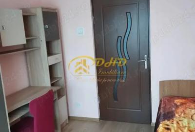 Apartament cu 3 camere decomandat în Hala Centrală - 4