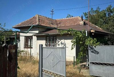 Casa vanzare comuna Vela Privat