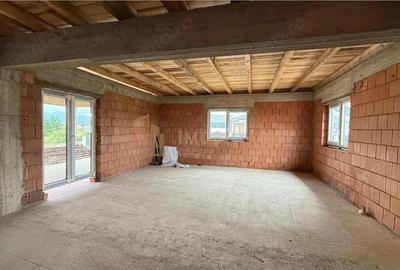 Casa pe un nivel la rosu, Mocira - 12