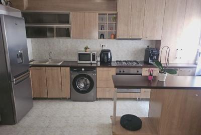 Apartament cu 3 camere decomandat în Roșu - 7