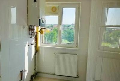 Apartament cu 2 camere semidecomandat în Lunei