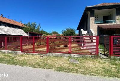 Casă cu 2 camere cu Teren 300 Mp în Petros - 6