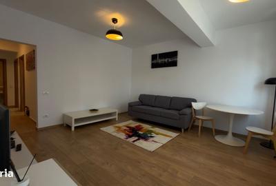 Apartament cu 3 camere decomandat în 1 Mai