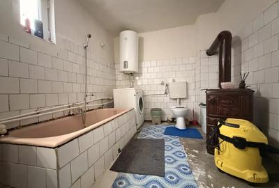 Casă cu 3 camere cu Teren 1487 Mp în Blașcovici