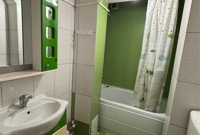Apartament cu 2 camere nedecomandat în Trivale
