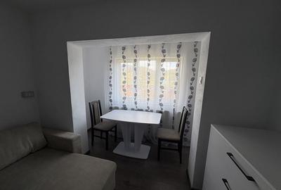 Garsonieră decomandată în Central - 7