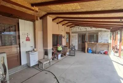 Casă cu 7 camere cu Teren 1550 Mp în Central - 4