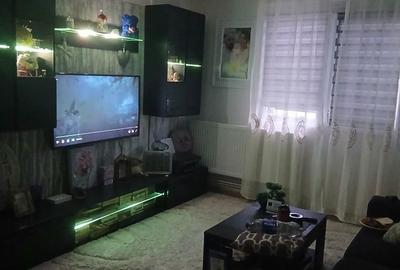 Apartament cu 3 camere semidecomandat în Central - 2