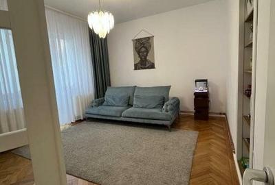 Casă individuală cu 10 camere cu Canalizare în Unirii - 3