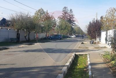 Teren Construcții intravilan de 1495 mp, în Vest
