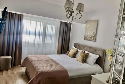 Apartament cu 3 camere decomandat în Faleză - 1