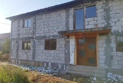 Casă cu 4 camere în Central - 7