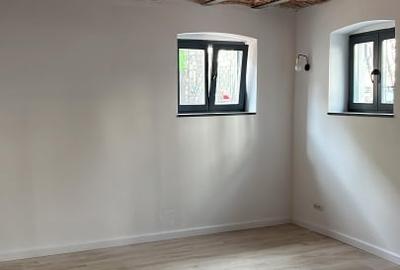 House in the Prestigious Area of Victoriei - Romana Square - Calea Dorobanti - 4